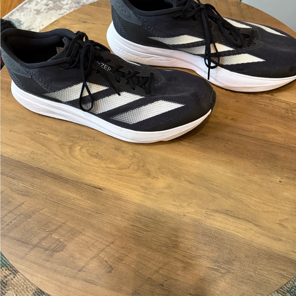 Men’s adidas adizero lightstrike pro